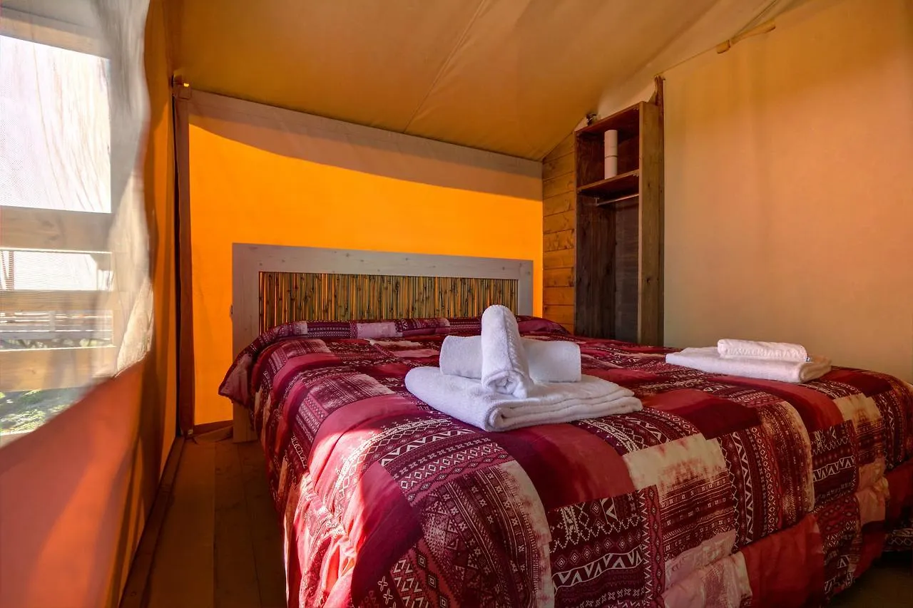 Luxury tent Glamping Diacceroni Hotel Villamagna