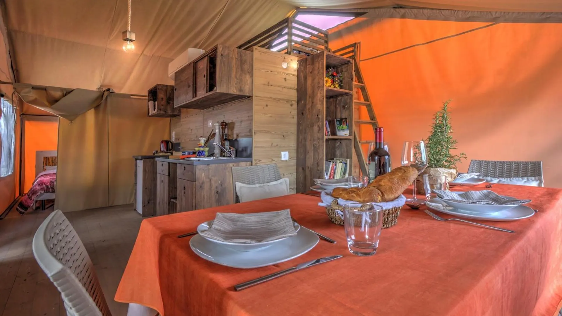 Glamping Diacceroni Hotel Villamagna  Villamagna (Pisa)