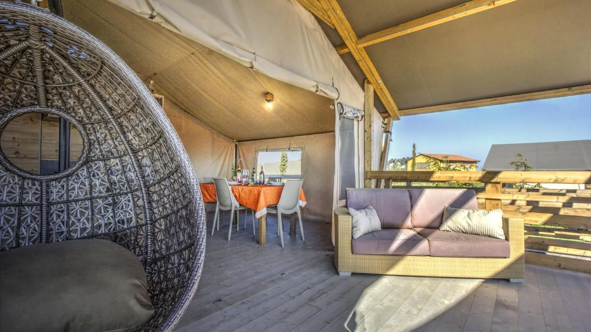 Luxe tent Glamping Diacceroni Hotel Villamagna